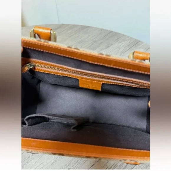 Gucci Tan and Brown Tote Bag - Picture 5 of 13